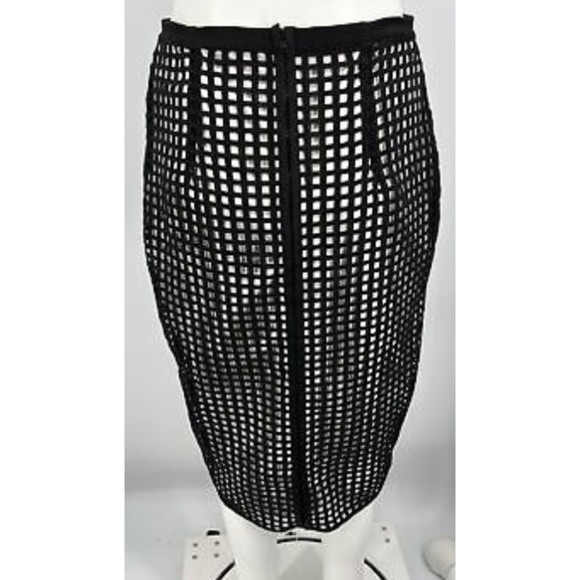 Camilla and Marc white/black square mesh knee length skirt size 8 - Picture 3 of 4